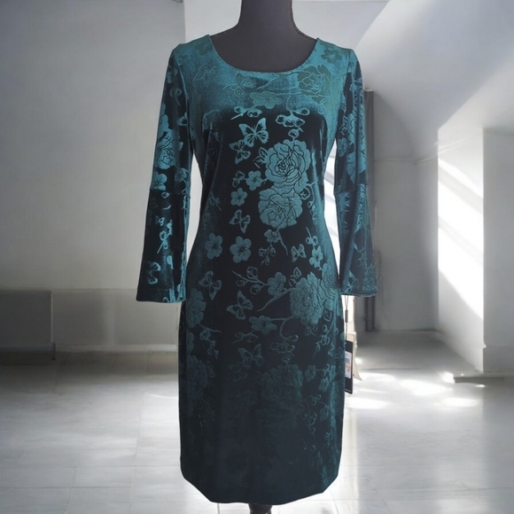 Karl Lagerfeld Floral & Butterfly Pine Green Velvet Bell Sleeve Midi Dress 2 - Picture 1 of 13